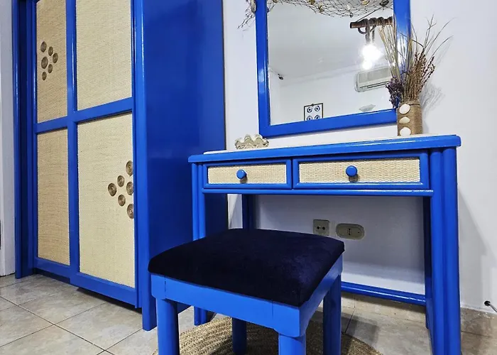 Blue Bay Delta Apartment