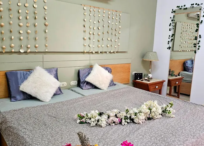 Blue Bay Delta Apartment